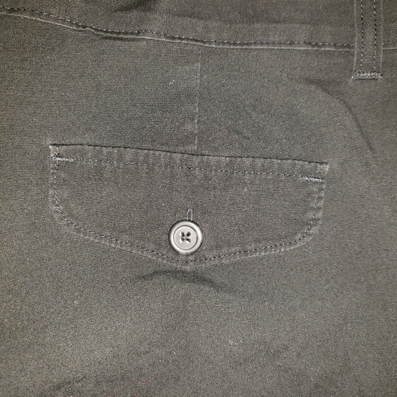 Lee Black Capris - Picture 4 of 5